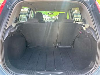 FORD FUSION 1.4 Fusion Style+ Semi-Auto 5dr