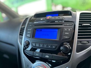 HYUNDAI IX20 1.6 ix20 SE Auto 5dr