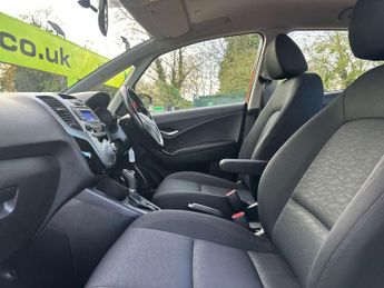 HYUNDAI IX20 1.6 ix20 SE Auto 5dr