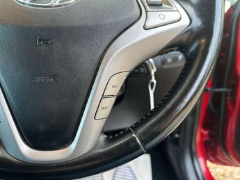 HYUNDAI IX20 1.6 ix20 SE Auto 5dr