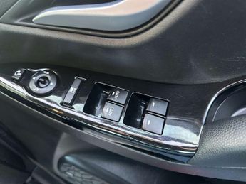 HYUNDAI IX20 1.6 ix20 SE Auto 5dr