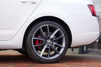 SKODA OCTAVIA 2.0 Octavia vRS 245 TSi Semi-Auto 5dr