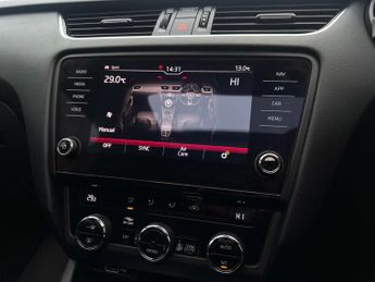 SKODA OCTAVIA 2.0 Octavia vRS 245 TSi Semi-Auto 5dr