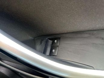 VAUXHALL ASTRA 1.6 Astra SRI Auto 5dr