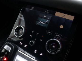 LAND ROVER RANGE ROVER EVOQUE 1.5 Range Rover Evoque R-Dynamic HSE P300e Auto 4WD 5dr