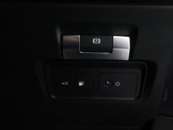 LAND ROVER RANGE ROVER EVOQUE 1.5 Range Rover Evoque R-Dynamic HSE P300e Auto 4WD 5dr