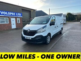 Renault Trafic 1.6 dCi 29 Business Panel Van 5dr Diesel Manual LWB Standard Roo