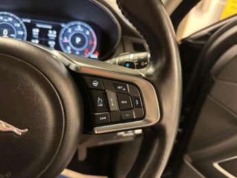 JAGUAR E-PACE 2.0 E-Pace HSE D AWD Auto 4WD 5dr