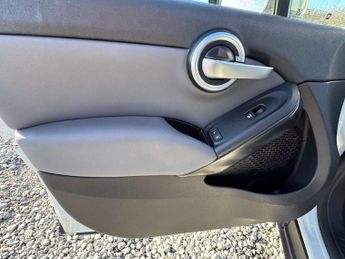 FIAT 500X 1.4 500X Cross MultiAir Popstar Semi-Auto 5dr