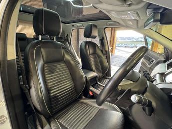 LAND ROVER DISCOVERY SPORT 2.0 Discovery Sport HSE Dynamic Luxury TD4 Auto 4WD 5dr