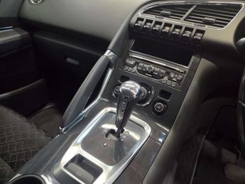 Peugeot 3008 1.6 3008 Allure e-HDi Semi-Auto 5dr