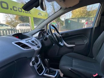 FORD FIESTA 1.4 Fiesta Titanium Auto 5dr