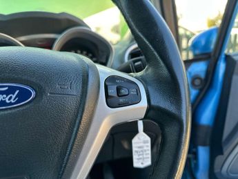 FORD FIESTA 1.4 Fiesta Titanium Auto 5dr