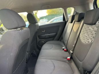 KIA SOUL 1.6 Soul 2 CRDI Auto 5dr