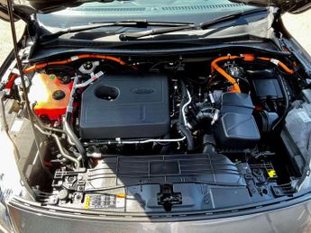 FORD KUGA 2.5 Kuga Titanium First Edition PHEV CVT 5dr