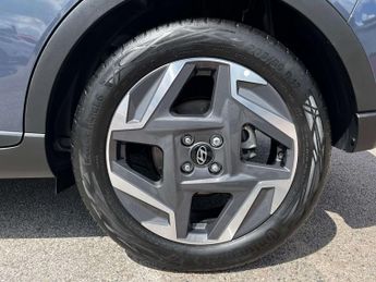 HYUNDAI BAYON 1.0 Bayon Premium T-GDI Auto 5dr