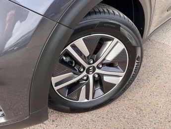 KIA NIRO 1.6 Niro 2 Semi-Auto 5dr