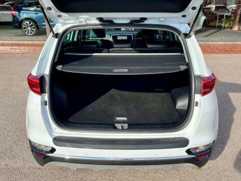 KIA SPORTAGE 1.6 Sportage 4 CRDi ISG MHEV 4x4 Semi-Auto 4WD 5dr