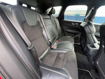 VOLVO XC60 2.0 XC60 R-Design D4 AWD Automatic 4WD 5dr - NATIONAL DELIVERY*