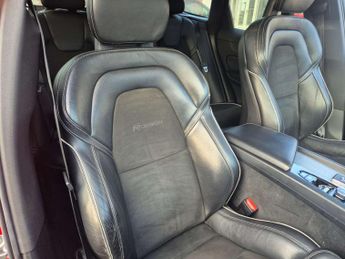 VOLVO XC60 2.0 XC60 R-Design D4 AWD Automatic 4WD 5dr - NATIONAL DELIVERY*