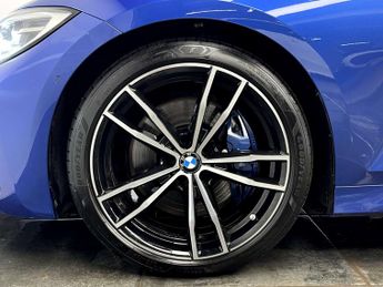 BMW 3 SERIES 2.0 320d M Sport Auto 4dr