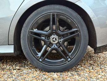 Mercedes-Benz A-CLASS 1.5 A 180 AMG Line D Auto 5dr