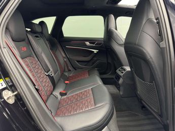 Audi A6 4.0 RS6 Performance Carbon Vorsprung TFSI MHEV Quattro A 4WD 5dr