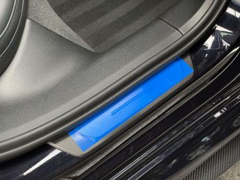 Audi A6 4.0 RS6 Performance Carbon Vorsprung TFSI MHEV Quattro A 4WD 5dr