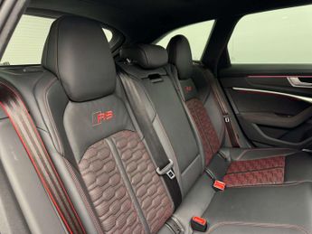 Audi A6 4.0 RS6 Performance Carbon Vorsprung TFSI MHEV Quattro A 4WD 5dr