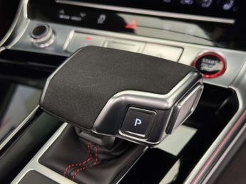 Audi A6 4.0 RS6 Performance Carbon Vorsprung TFSI MHEV Quattro A 4WD 5dr