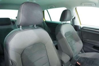 Volkswagen GOLF 1.6 TDI GT Hatchback 5dr Diesel DSG Euro 6 (s/s) (115 ps) *SUPER