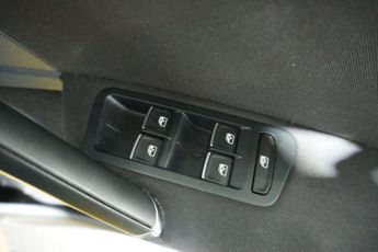 Volkswagen GOLF 1.6 TDI GT Hatchback 5dr Diesel DSG Euro 6 (s/s) (115 ps) *SUPER