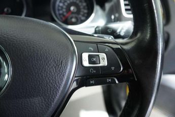 Volkswagen GOLF 1.6 TDI GT Hatchback 5dr Diesel DSG Euro 6 (s/s) (115 ps) *SUPER