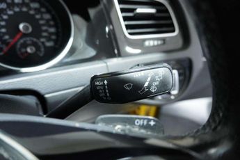 Volkswagen GOLF 1.6 TDI GT Hatchback 5dr Diesel DSG Euro 6 (s/s) (115 ps) *SUPER