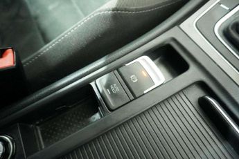 Volkswagen GOLF 1.6 TDI GT Hatchback 5dr Diesel DSG Euro 6 (s/s) (115 ps) *SUPER