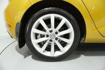 Volkswagen GOLF 1.6 TDI GT Hatchback 5dr Diesel DSG Euro 6 (s/s) (115 ps) *SUPER