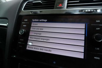 Volkswagen GOLF 1.6 TDI GT Hatchback 5dr Diesel DSG Euro 6 (s/s) (115 ps) *SUPER