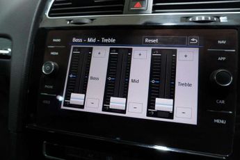 Volkswagen GOLF 1.6 TDI GT Hatchback 5dr Diesel DSG Euro 6 (s/s) (115 ps) *SUPER