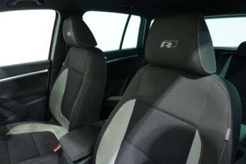 Volkswagen TIGUAN 2.0 TDI BlueMotion Tech R-Line SUV 5dr Diesel DSG 4WD Euro 5 (s/