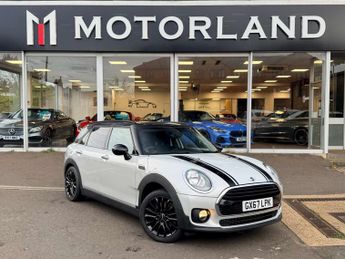 MINI Clubman 1.5 Clubman Cooper Black Auto 6dr