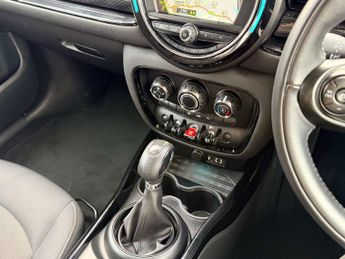 MINI CLUBMAN 1.5 Clubman Cooper Black Auto 6dr