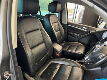 VOLKSWAGEN TIGUAN 2.0 Tiguan Match TDI BlueMotion Technology 4Motion Semi-Auto 4WD