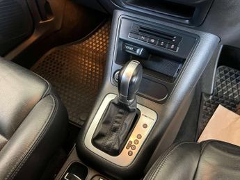 VOLKSWAGEN TIGUAN 2.0 Tiguan Match TDI BlueMotion Technology 4Motion Semi-Auto 4WD