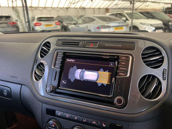 VOLKSWAGEN TIGUAN 2.0 Tiguan Match TDI BlueMotion Technology 4Motion Semi-Auto 4WD