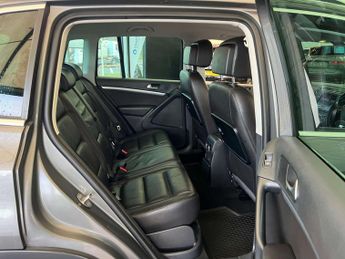 VOLKSWAGEN TIGUAN 2.0 Tiguan Match TDI BlueMotion Technology 4Motion Semi-Auto 4WD