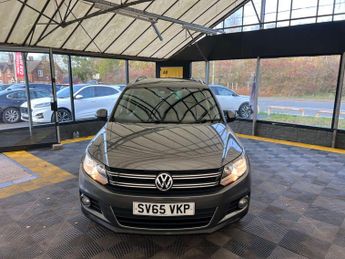 VOLKSWAGEN TIGUAN 2.0 Tiguan Match TDI BlueMotion Technology 4Motion Semi-Auto 4WD