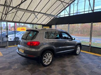 VOLKSWAGEN TIGUAN 2.0 Tiguan Match TDI BlueMotion Technology 4Motion Semi-Auto 4WD