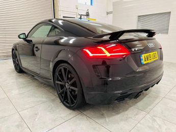 Audi TT 2.0 TT Black Edition 45 TFSI Quattro Semi-Auto 4WD 3dr