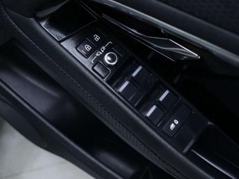 LAND ROVER RANGE ROVER EVOQUE 1.5 Range Rover Evoque S P300e Auto 4WD 5dr
