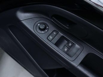 VOLKSWAGEN UP! e-up! 5dr